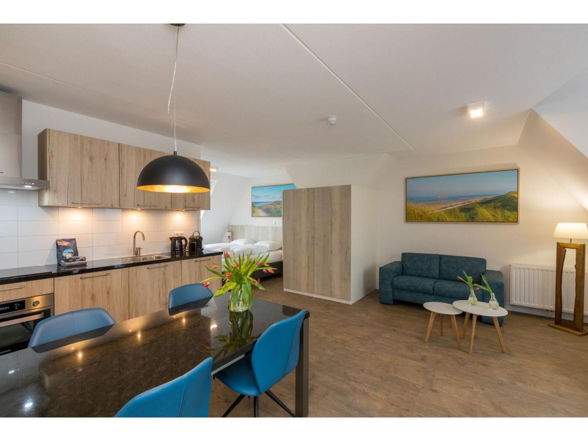 Luxurious Studio For 2 People A 1 Minute Walk From The Beach Of 주테란데 외부 사진